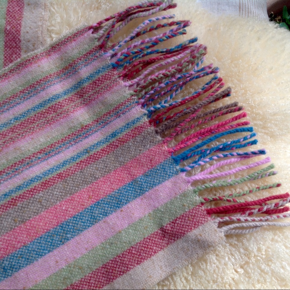 Scarf - Picture 2 of 7